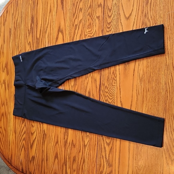 PINK Victoria's Secret Ultimate Leggings - Picture 1 of 6